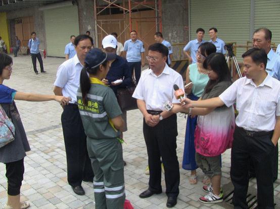 荔湾查人口_荔湾广场(2)