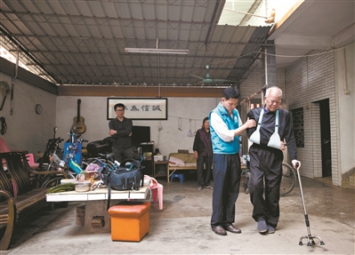 护工与隆叔